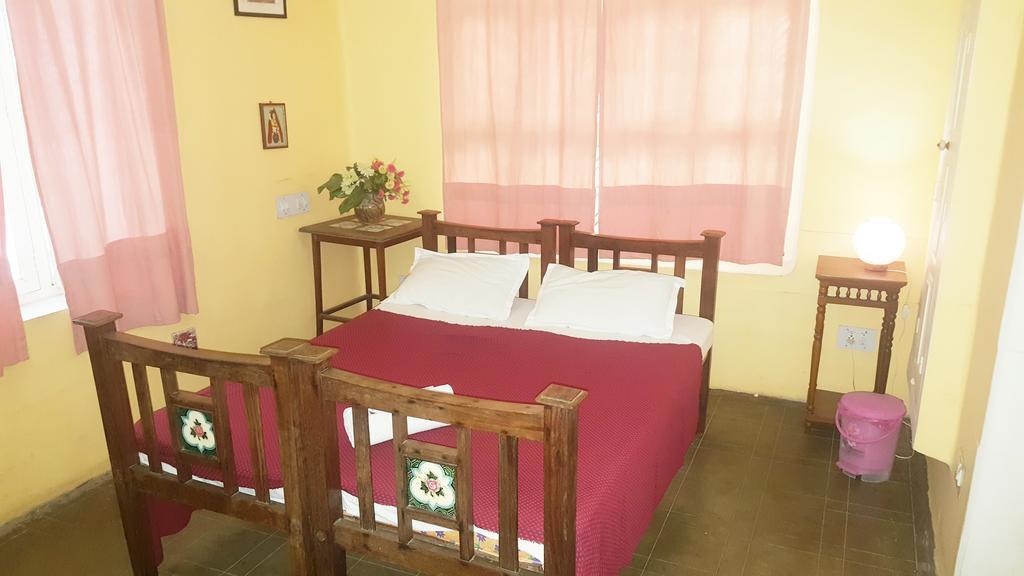 A La Villa Creole Puducherry Buitenkant foto