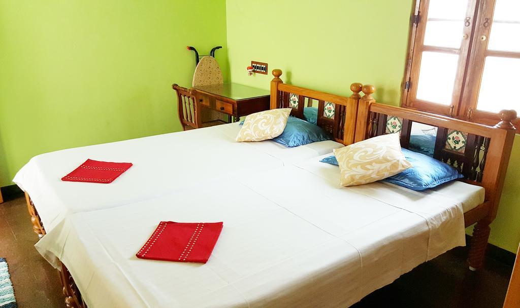 A La Villa Creole Puducherry Buitenkant foto