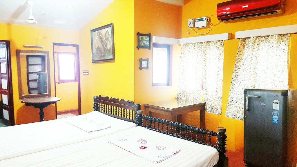 A La Villa Creole Puducherry Buitenkant foto