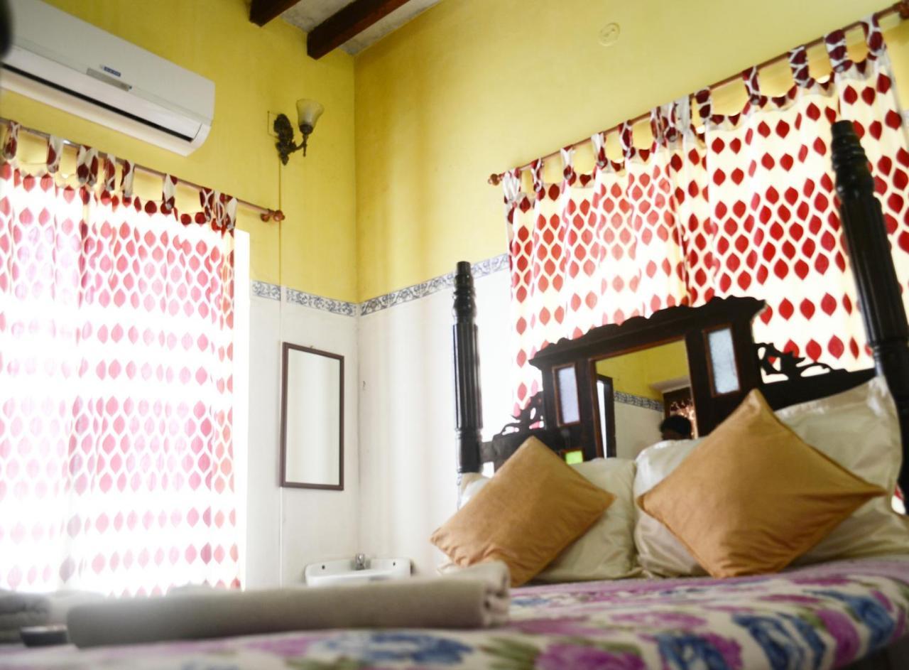 A La Villa Creole Puducherry Buitenkant foto