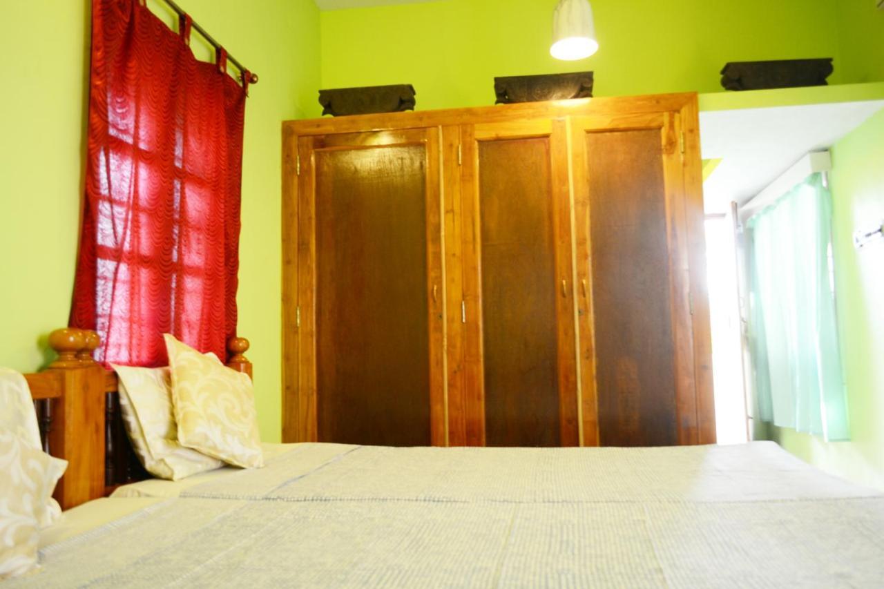 A La Villa Creole Puducherry Buitenkant foto