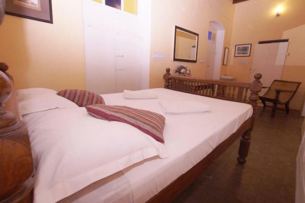 A La Villa Creole Puducherry Buitenkant foto